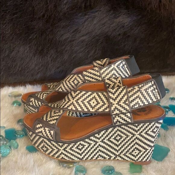 Lucky brand wedges 5.5 (3705) - Picture 7 of 10